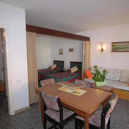 Alexis Basic Apartment Salou Exterior photo